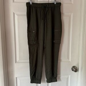 Banana Republic - Green - Cargo Joggers - Medium - Womens